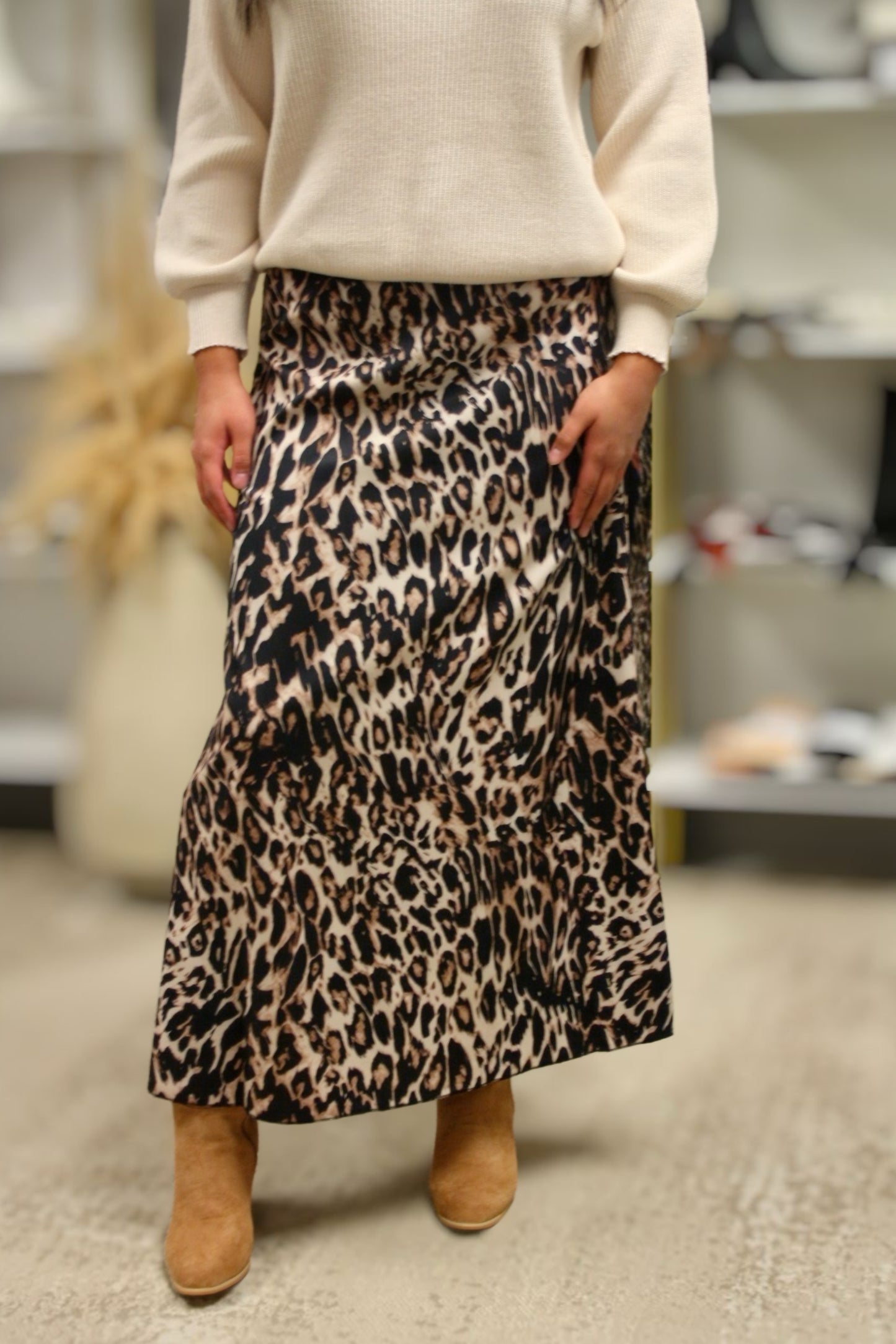 DAHLIA LEOPARD MAXI SKIRT