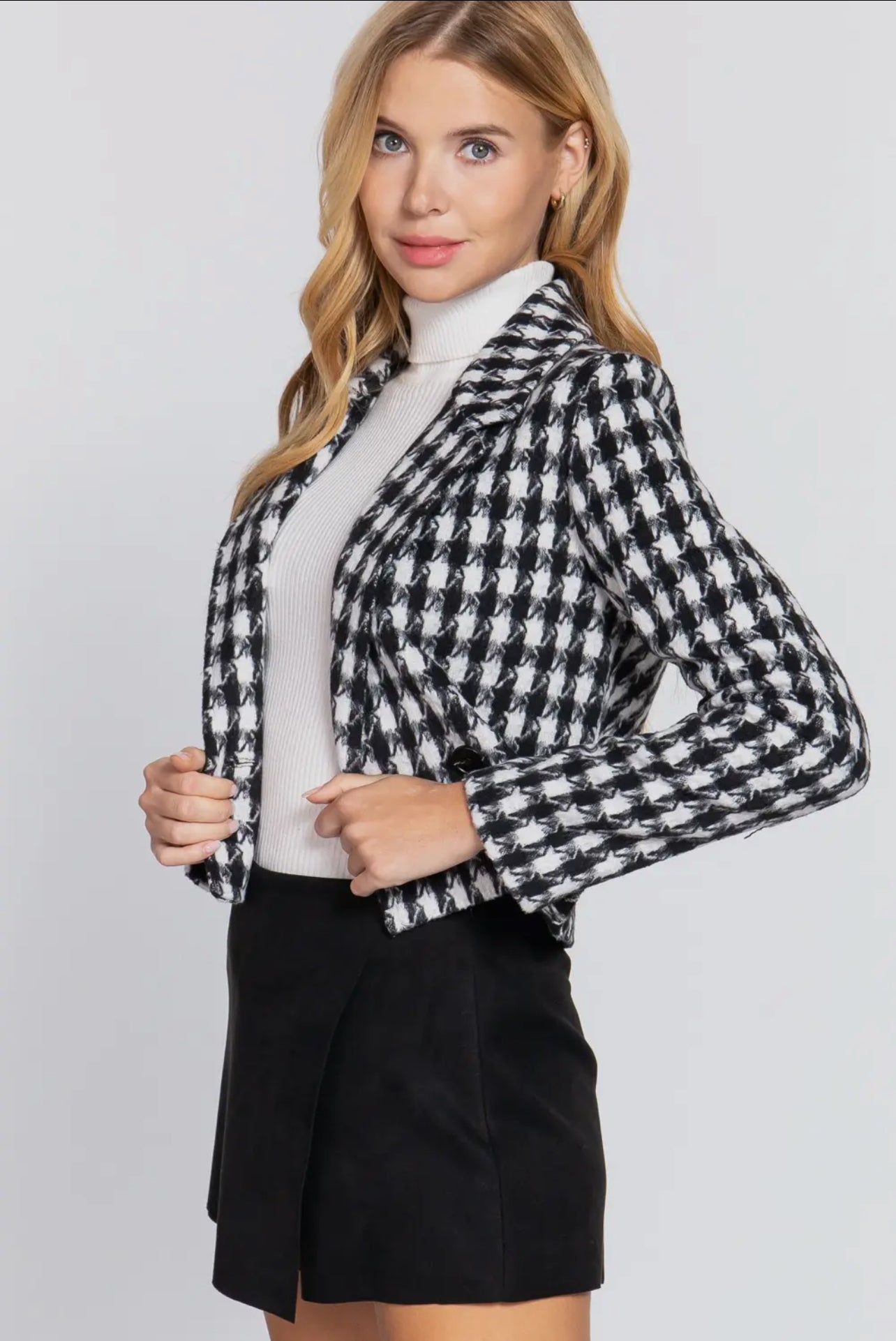 AURELIA HOUNDSTOOTH CROP JACKET