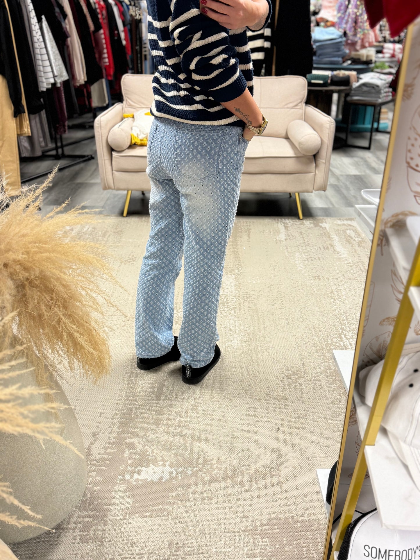 GARROW STRAIGHT LEG JEANS | LIGHT WASH