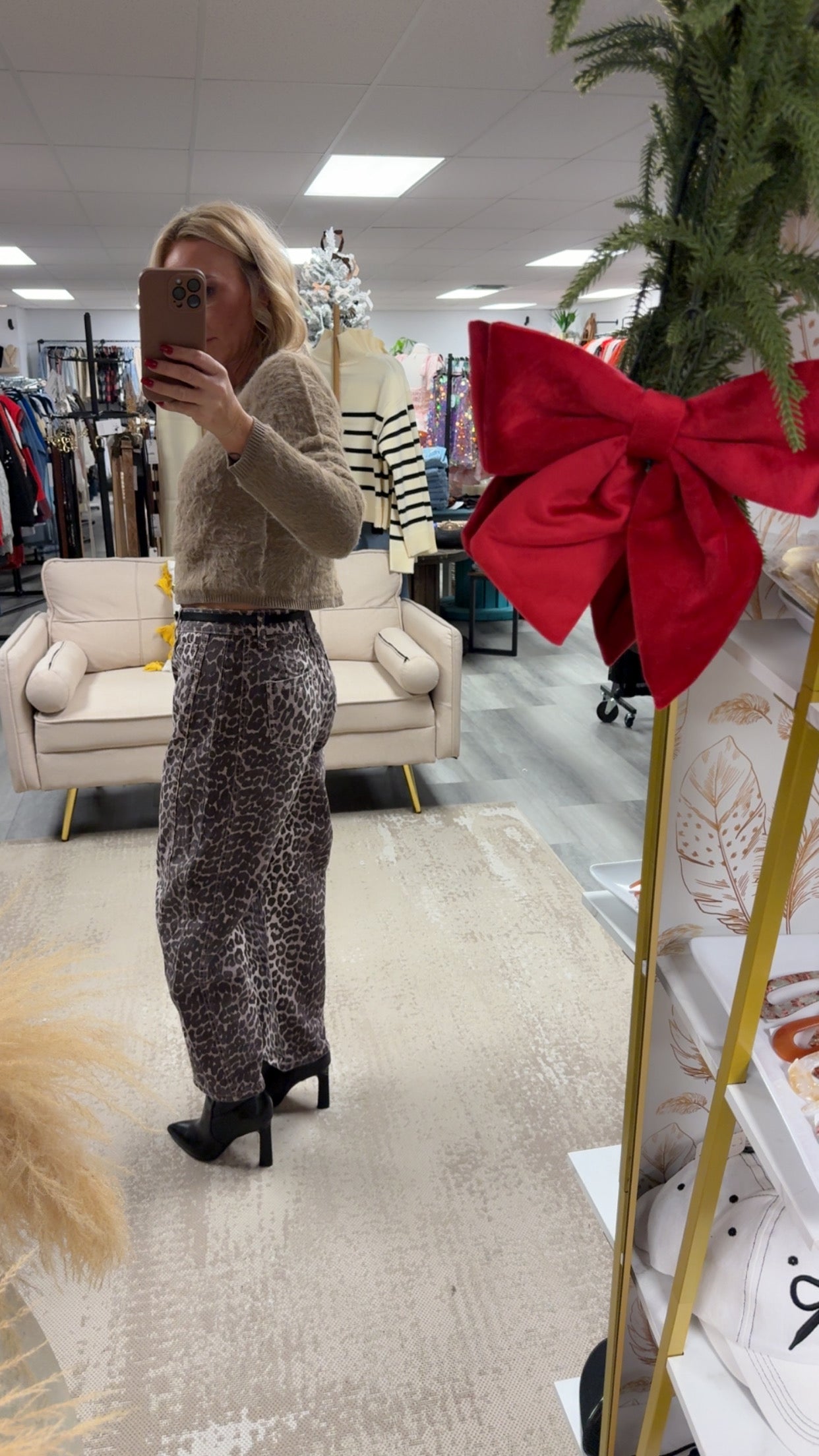 LEIGHTON LEOPARD PRINT HIGH RISE BARREL JEANS