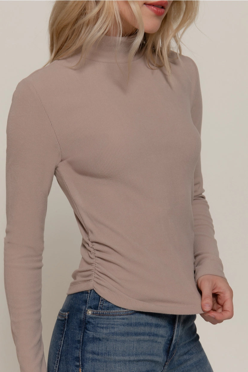 LEISHA RUCHED DETAIL BRUSHED RIBBED TOP | TAUPE
