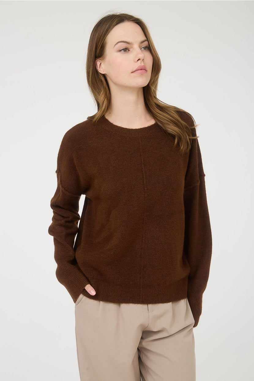 COBEN FRONT SEAM KNIT SWEATER | CHOCOLATE