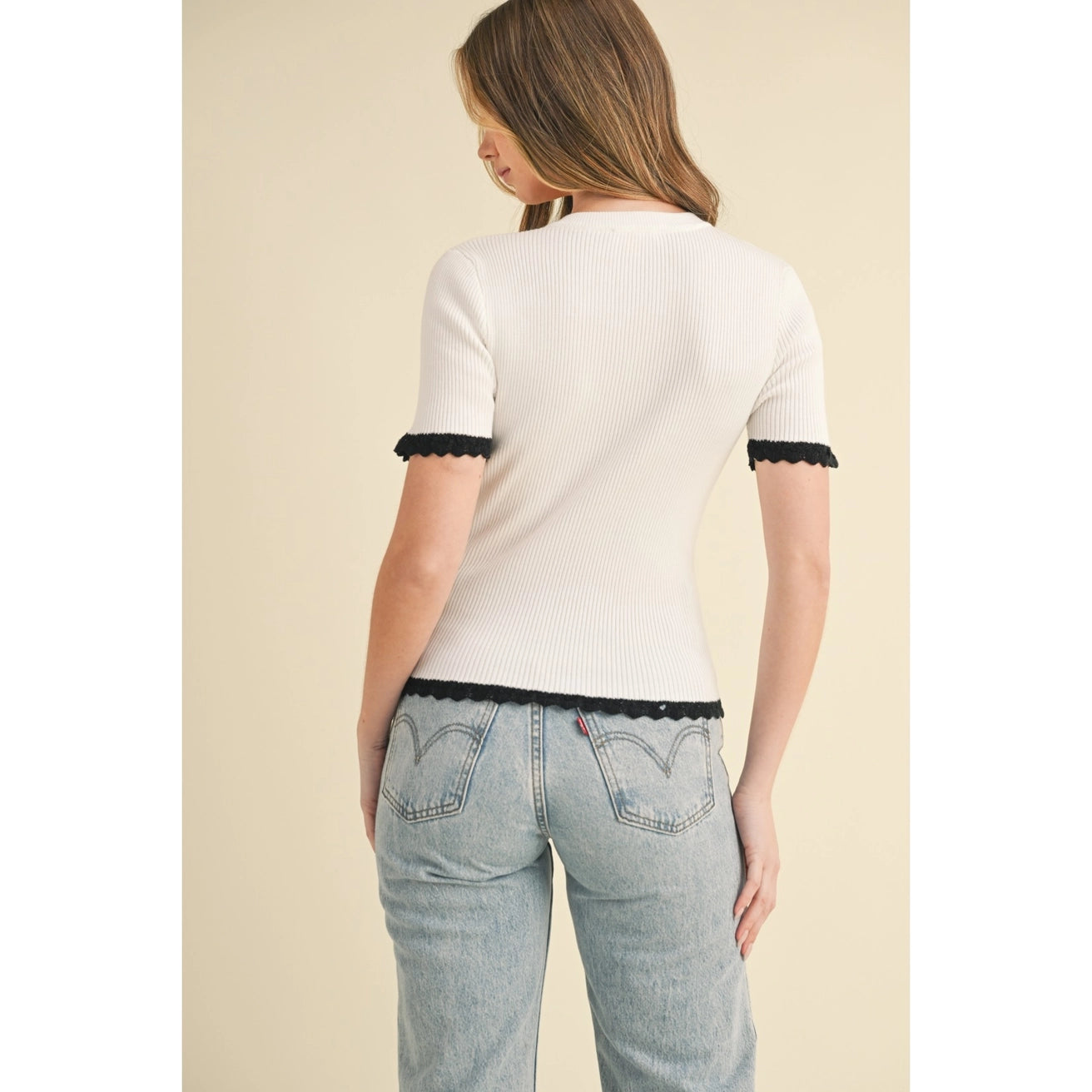 AOKLEE SCALLOPED EDGE RIBBED SWEATER