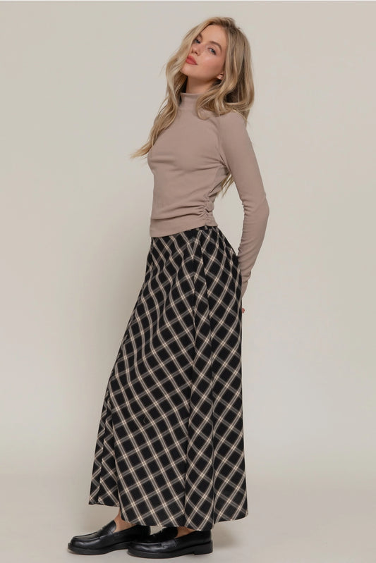 LEISHA RUCHED DETAIL BRUSHED RIBBED TOP | TAUPE