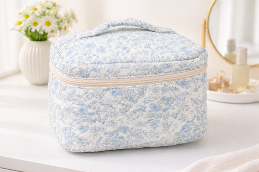 VINTAGE FLORAL COSMETIC CASE | BLUE