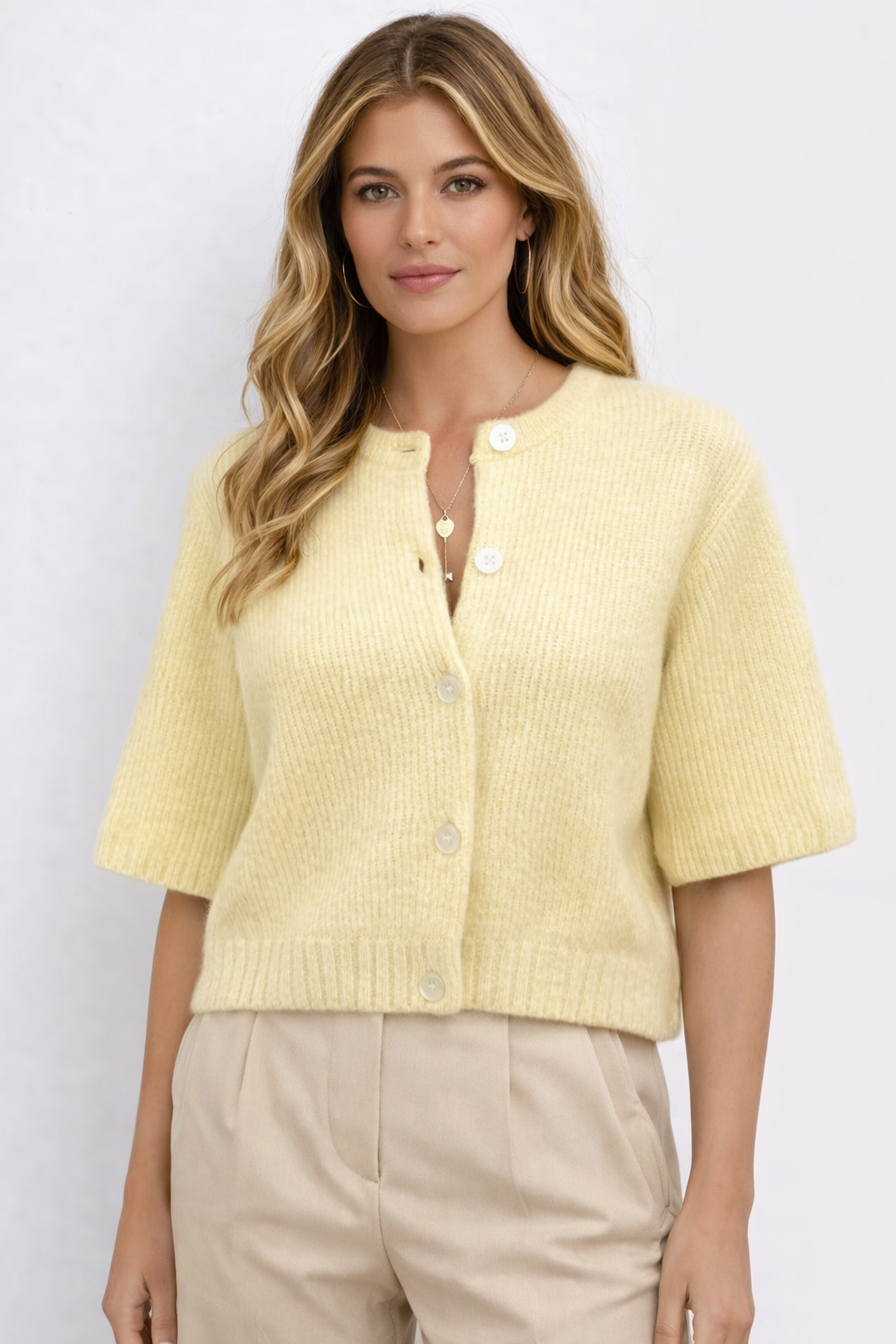 ZOE SHORT SLEEVE BUTTON FRONT CARDIGAN