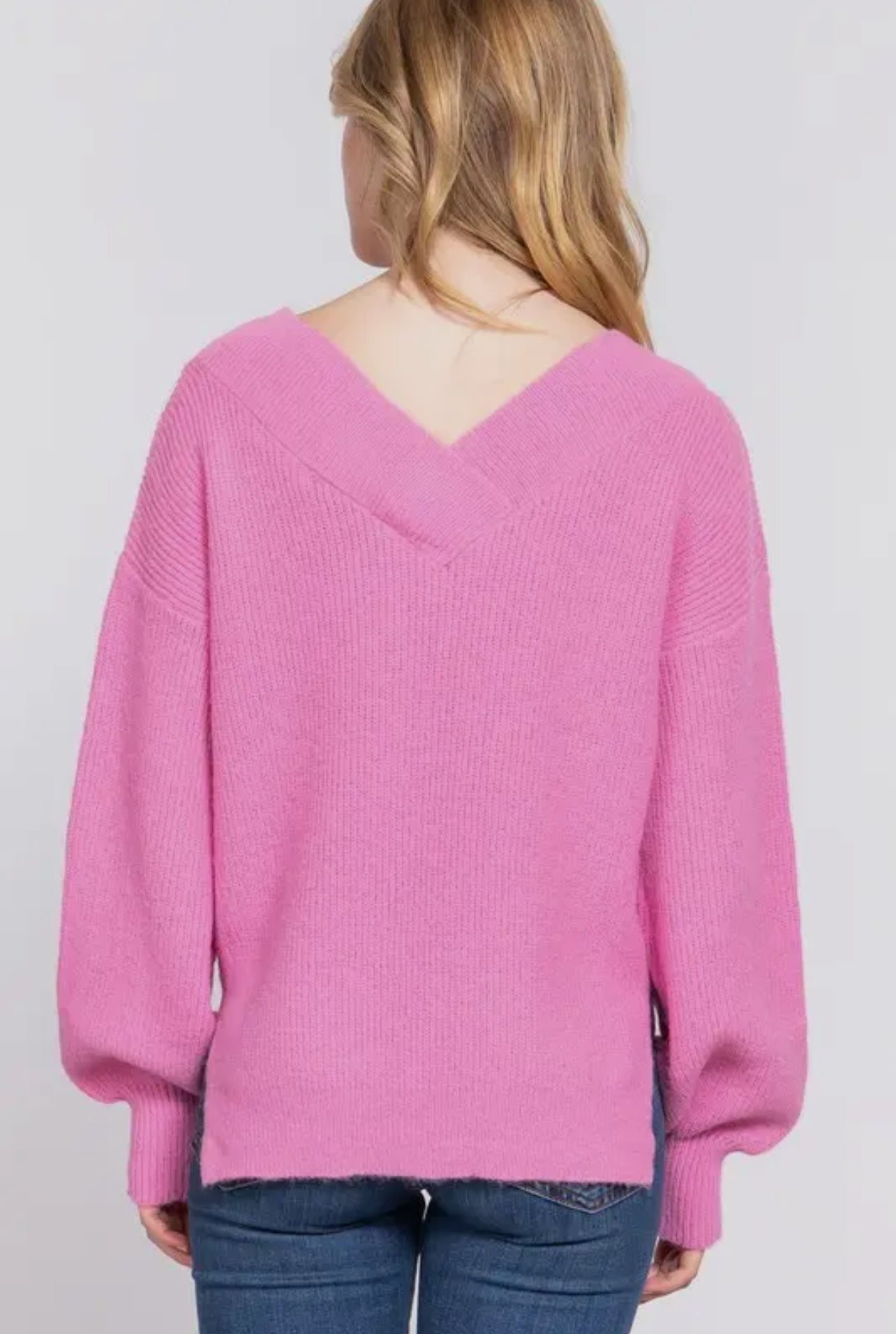 BIANCA V-NECK SWEATER