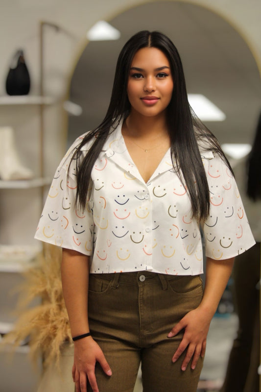 KACI CROPPED SMILEY BUTTON FRONT SHIRT