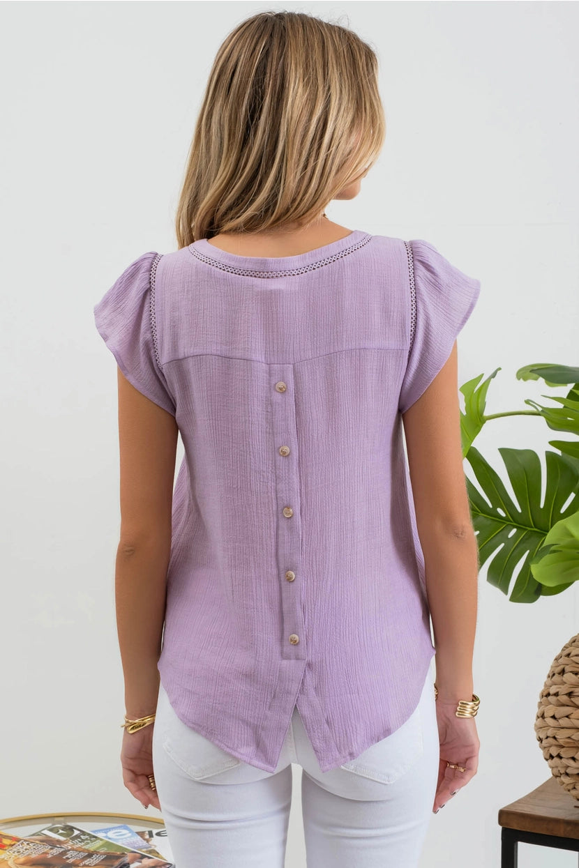 MOLLY TULIP SLEEVE BACK BUTTON BLOUSE | LAVENDER