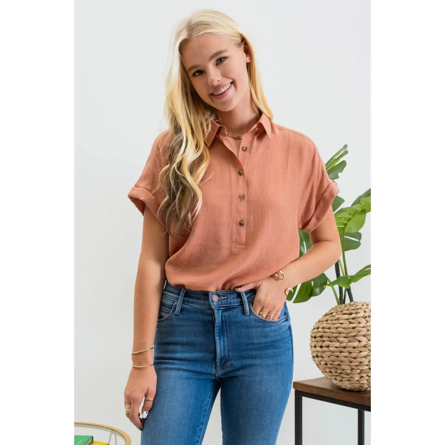 STEPH MID BUTTON CUFFED SHORT SLEEVE TOP