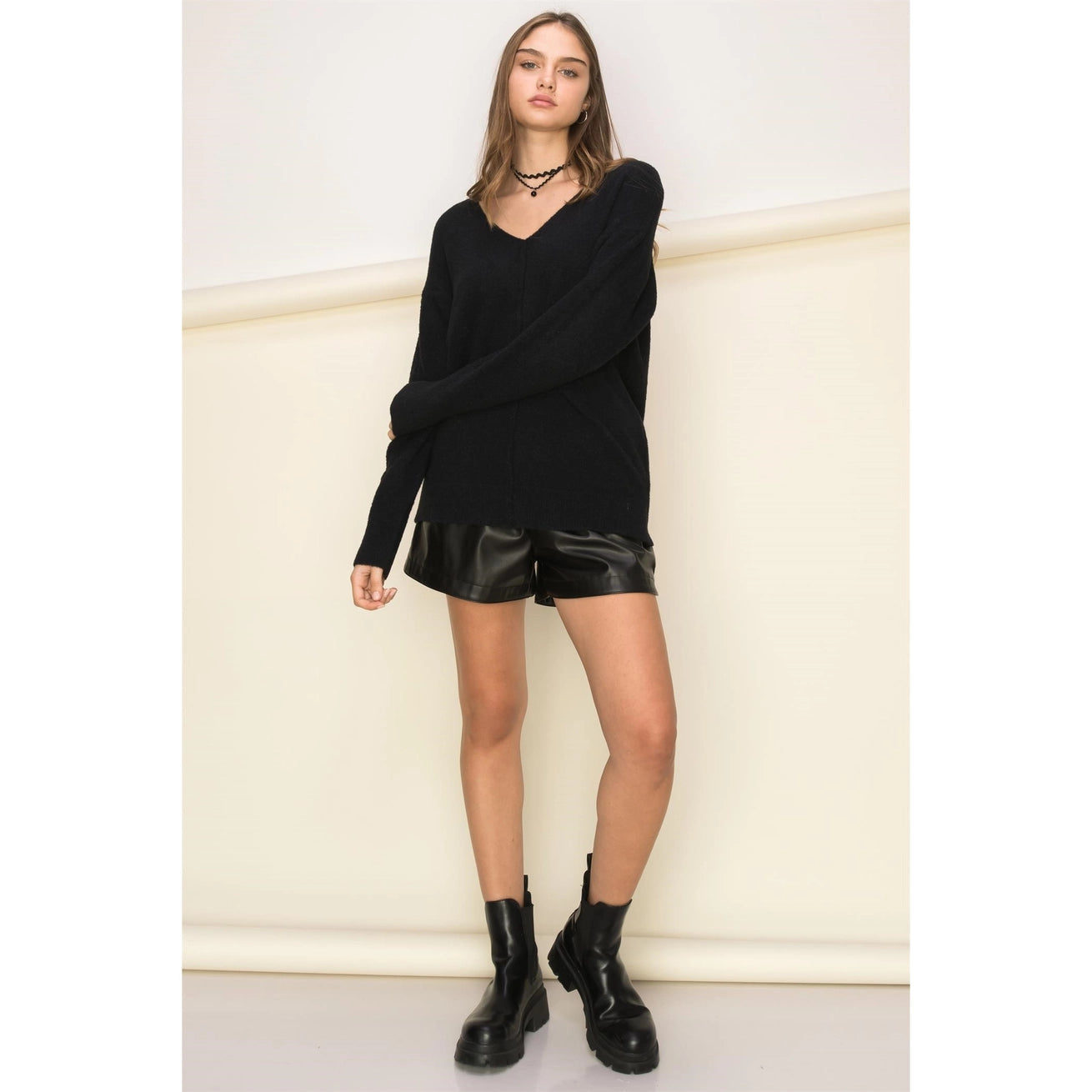 TURNER V NECK SWEATER | BLACK