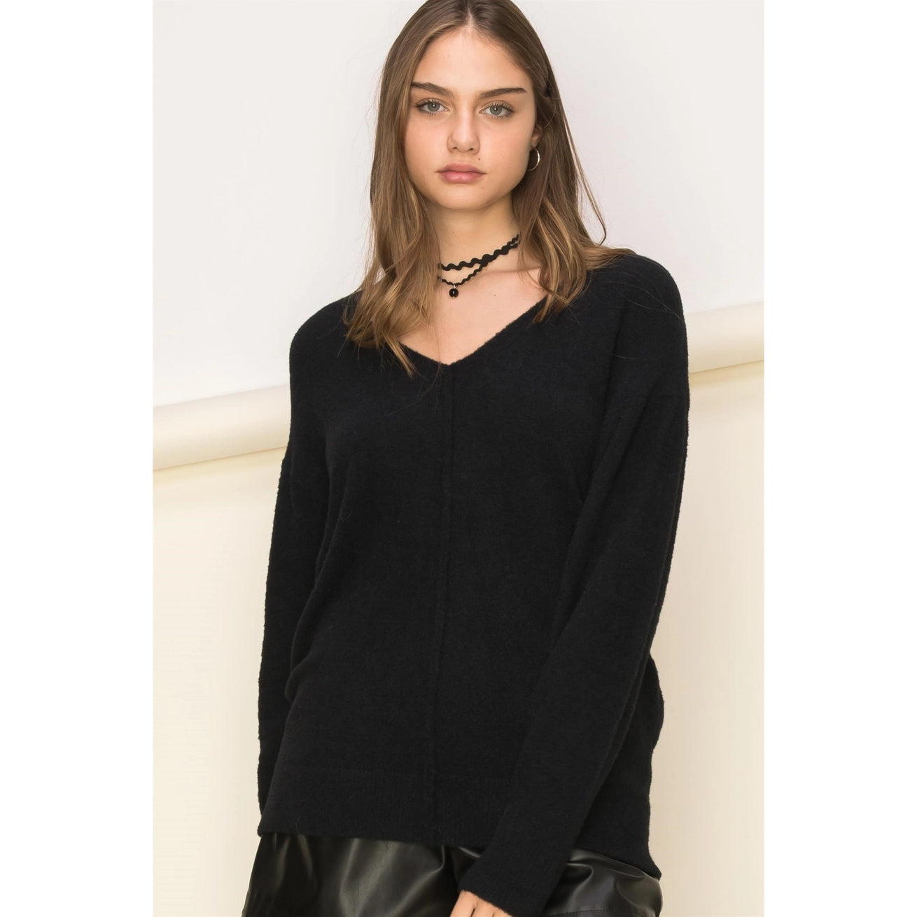 TURNER V NECK SWEATER | BLACK