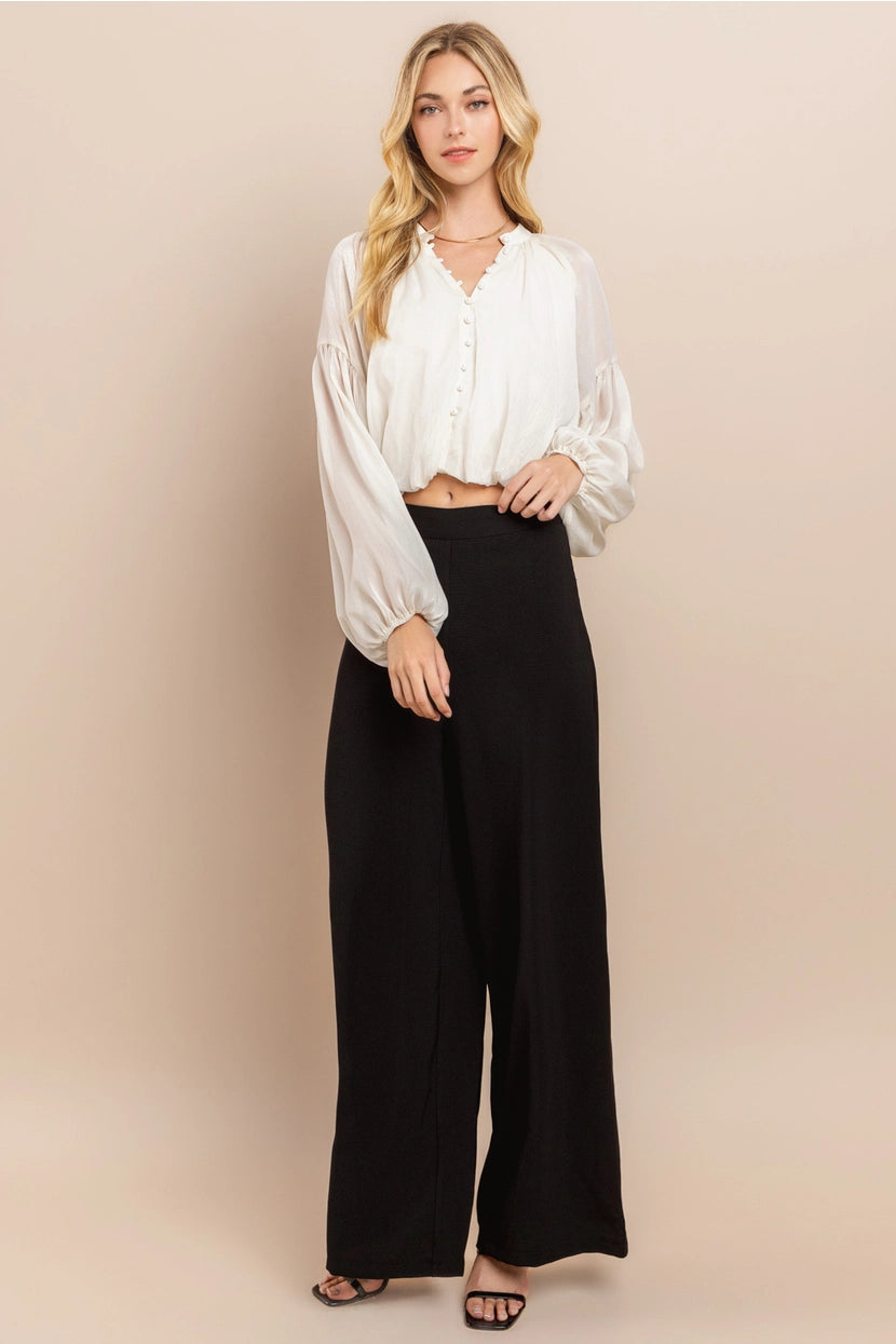 CALAH SHIRRING SLEEVE BLOUSE