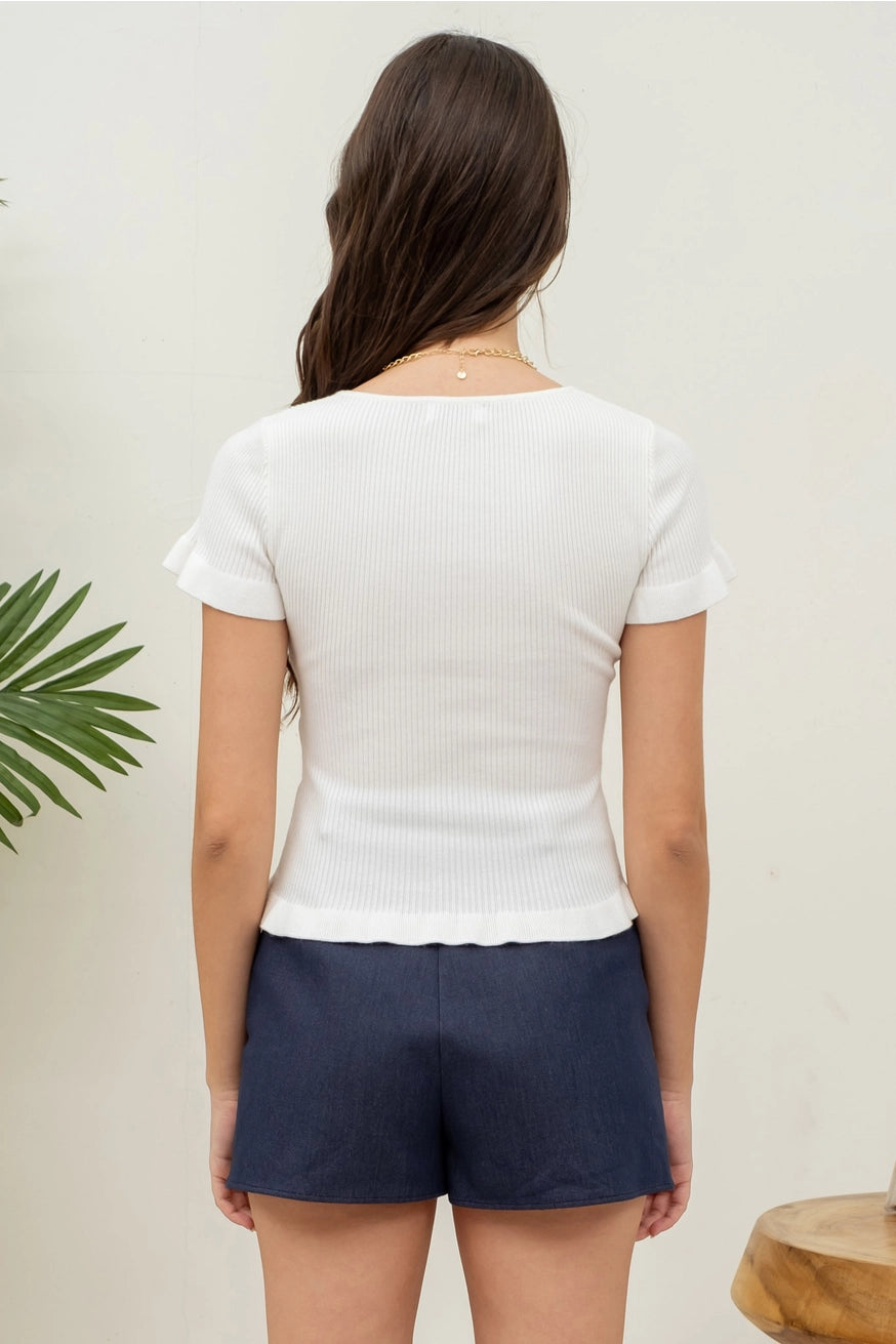 KRISTY RUFFLE HEM SHORT SLEEVE RIBBED SWEATER | WHITE